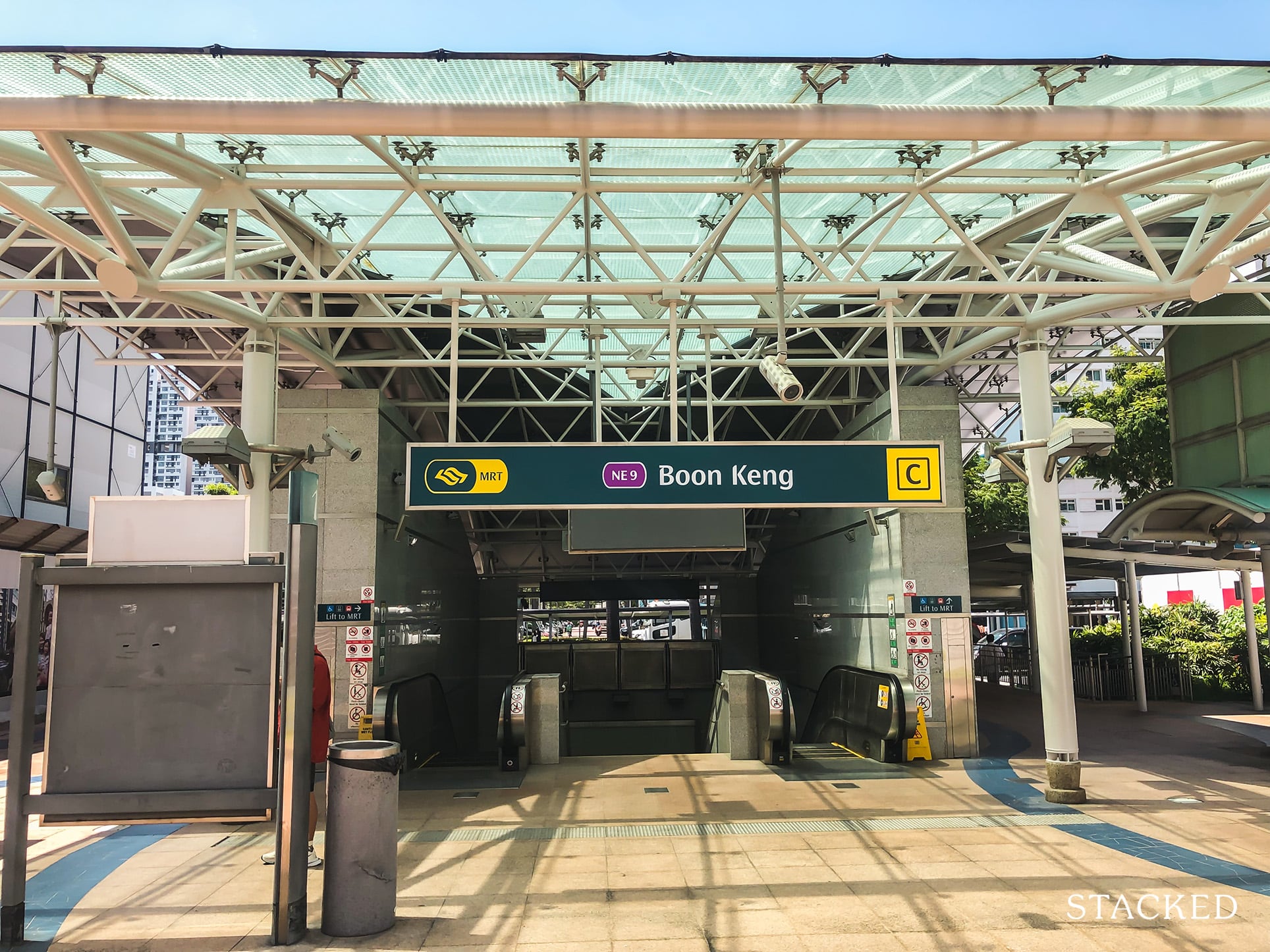 Bendemeer Light Boon Keng train station