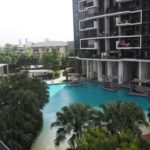 trilinq condo pool views