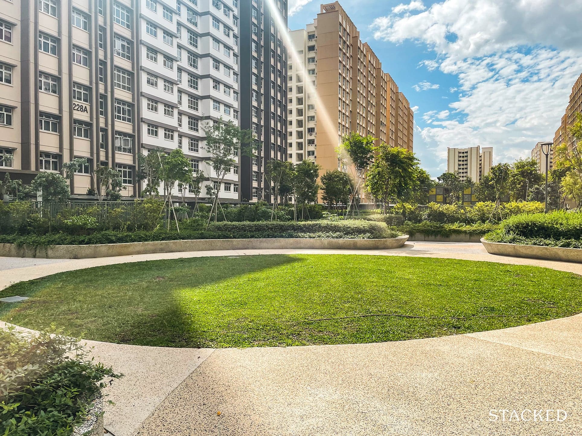 Matilda Sundeck garden space