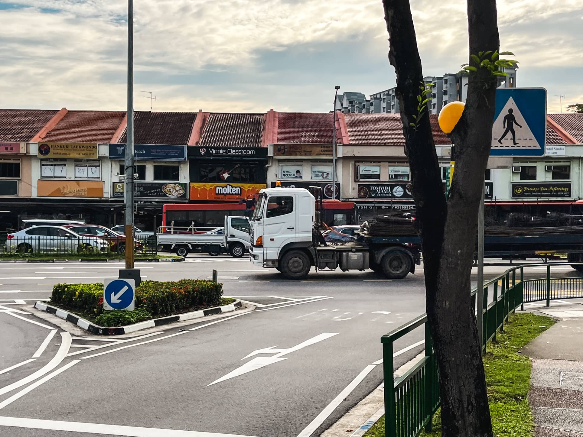 yew lian park estate food