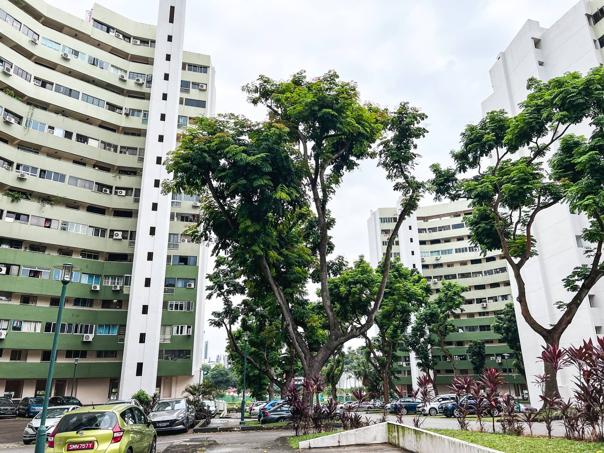 I’ve Lived At Pine Grove At Ulu Pandan For 20 Years: Here’s My Review Of What It’s Like To Stay In A Huge Development