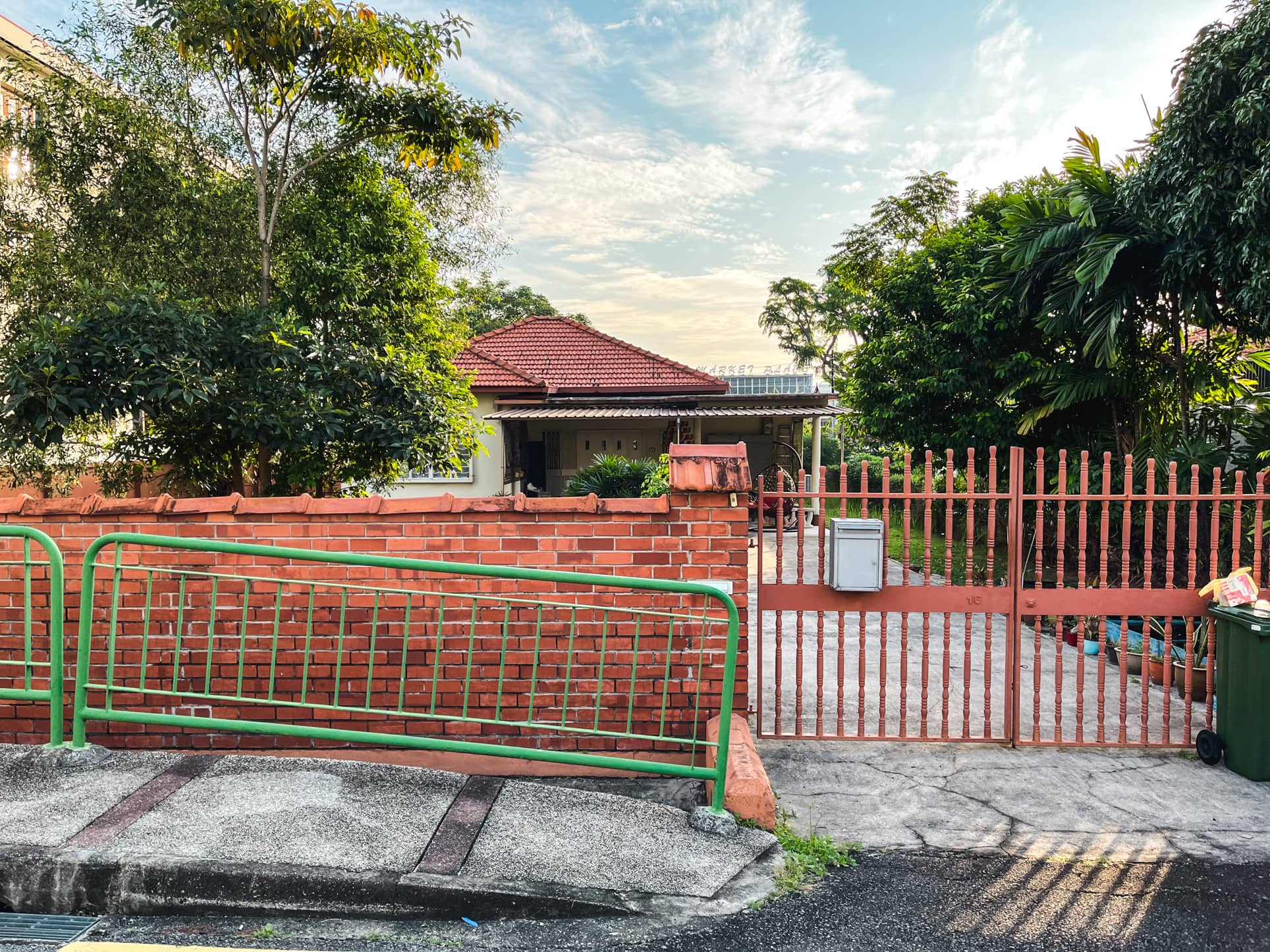 bedok walk estate house