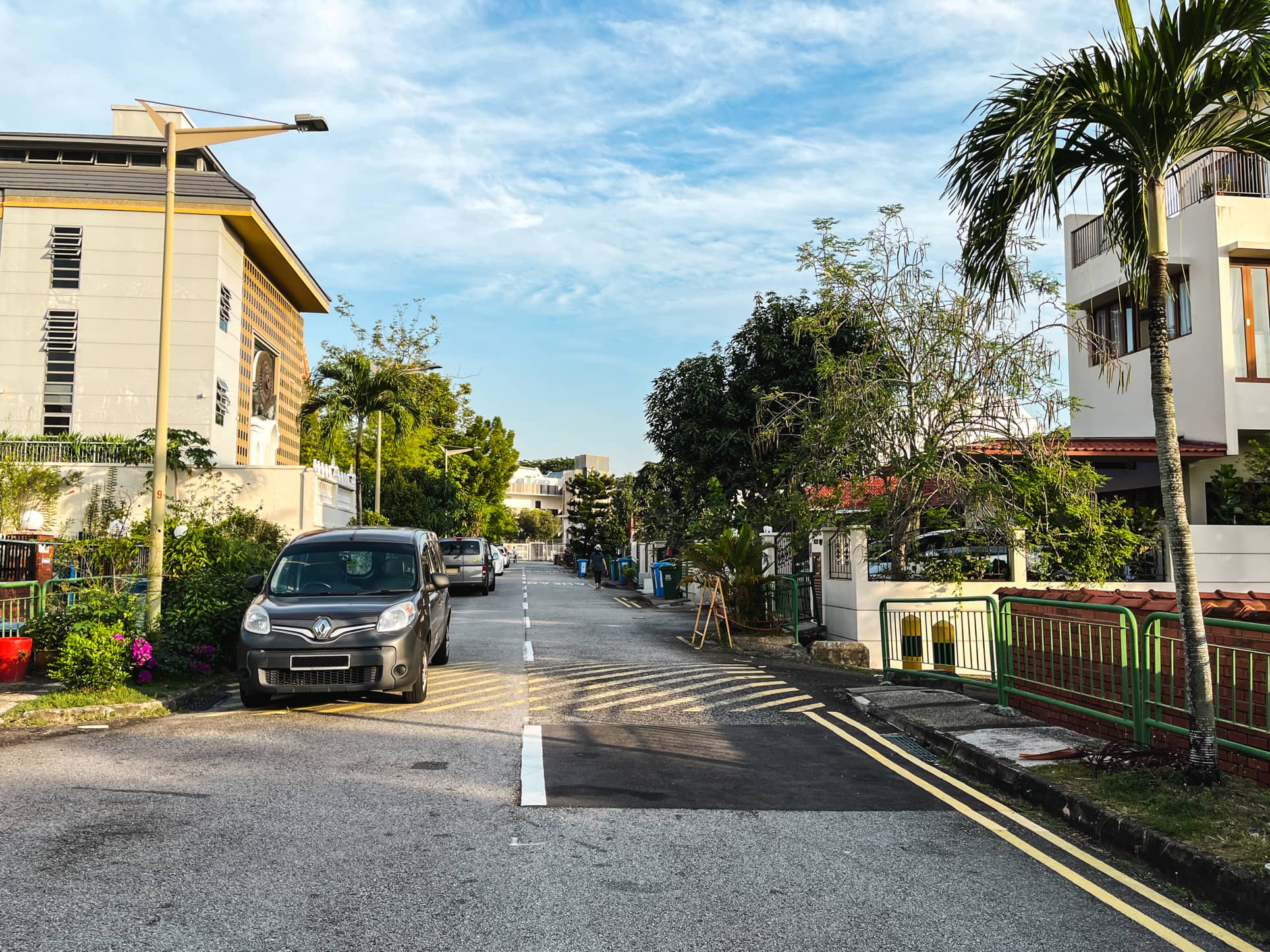 bedok walk estate road