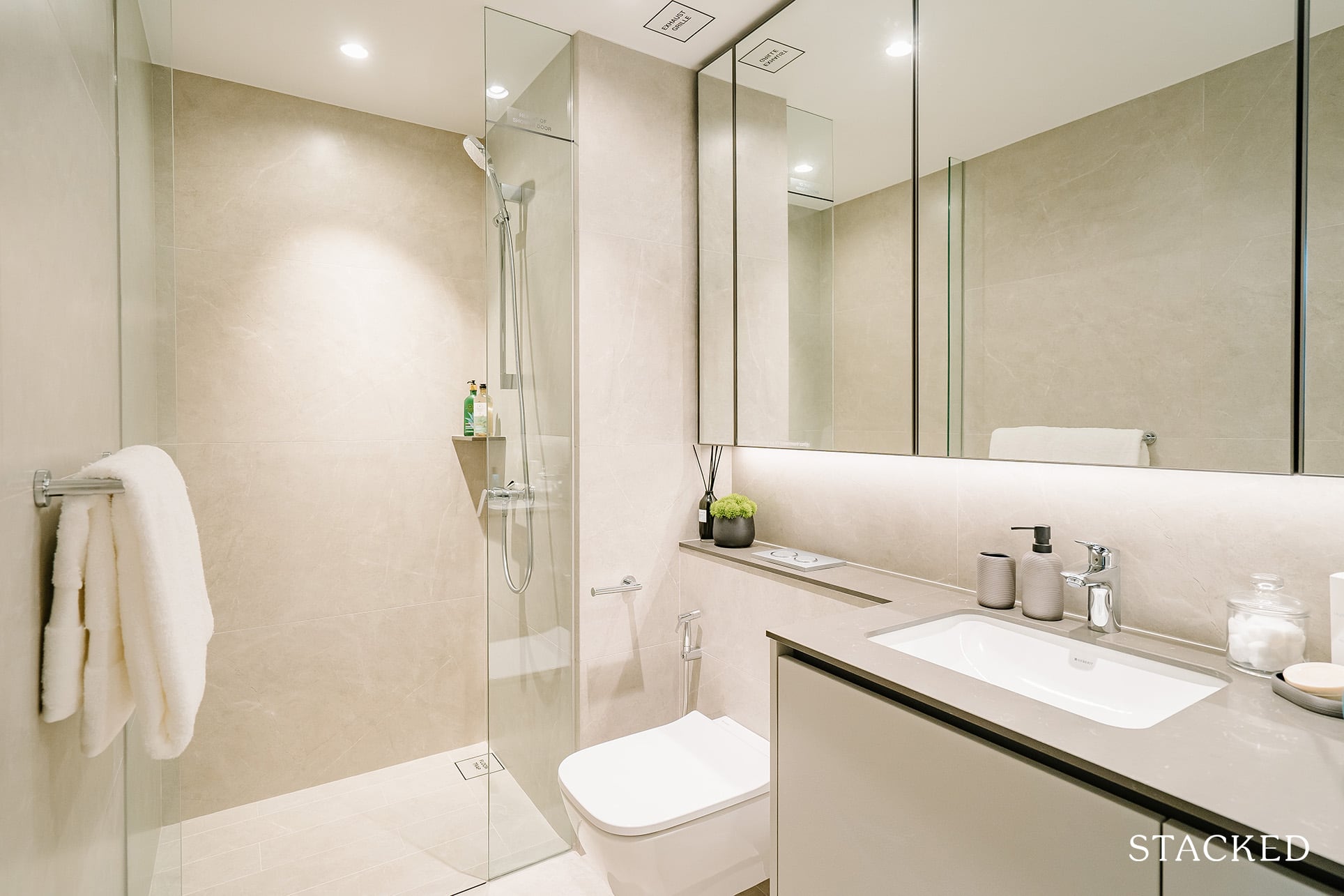 Sky Eden At Bedok 2 bedroom premium common bath