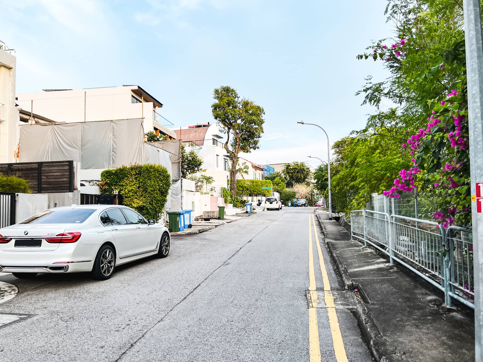 siglap landed road uphill