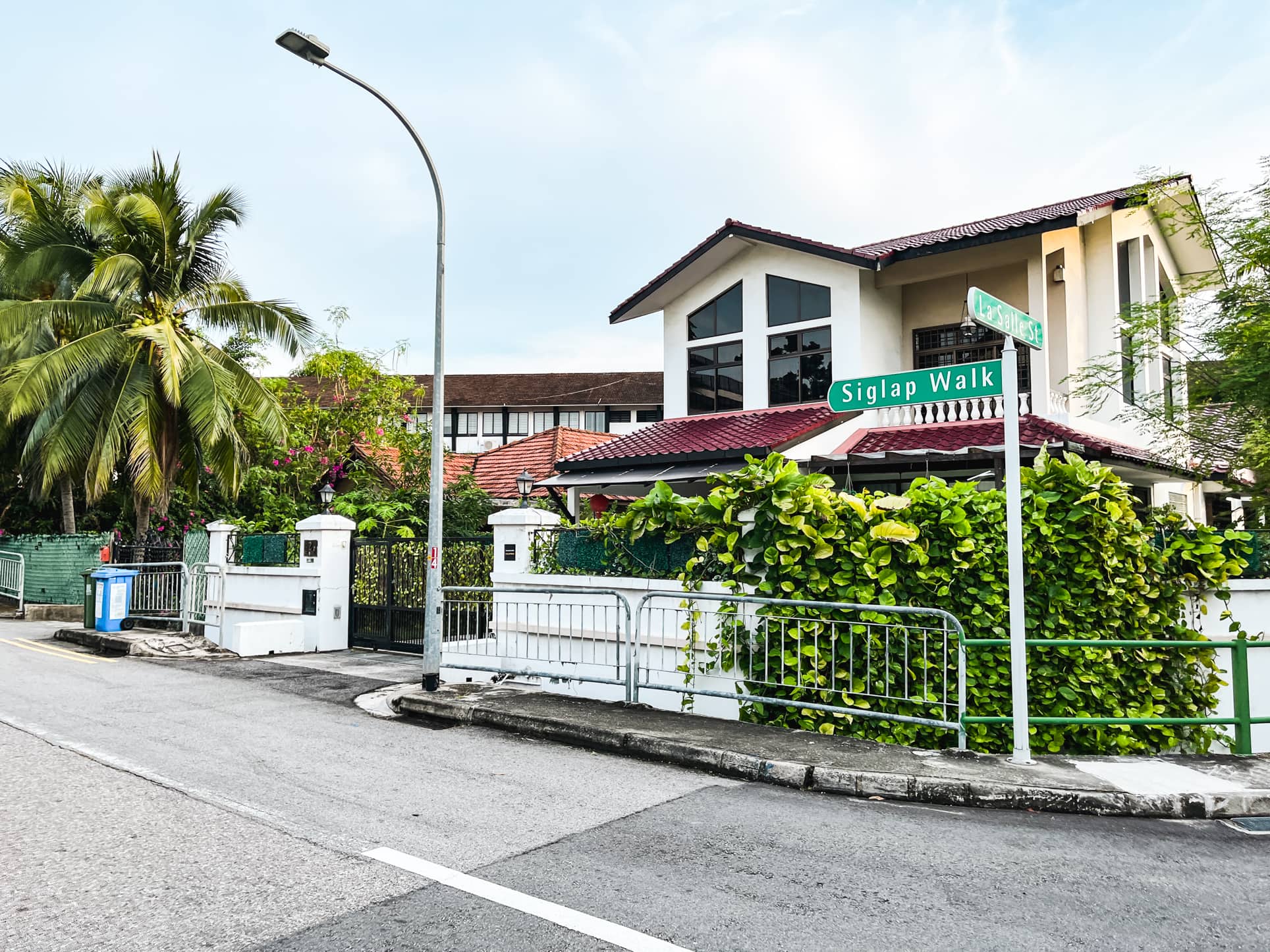 siglap landed siglap walk