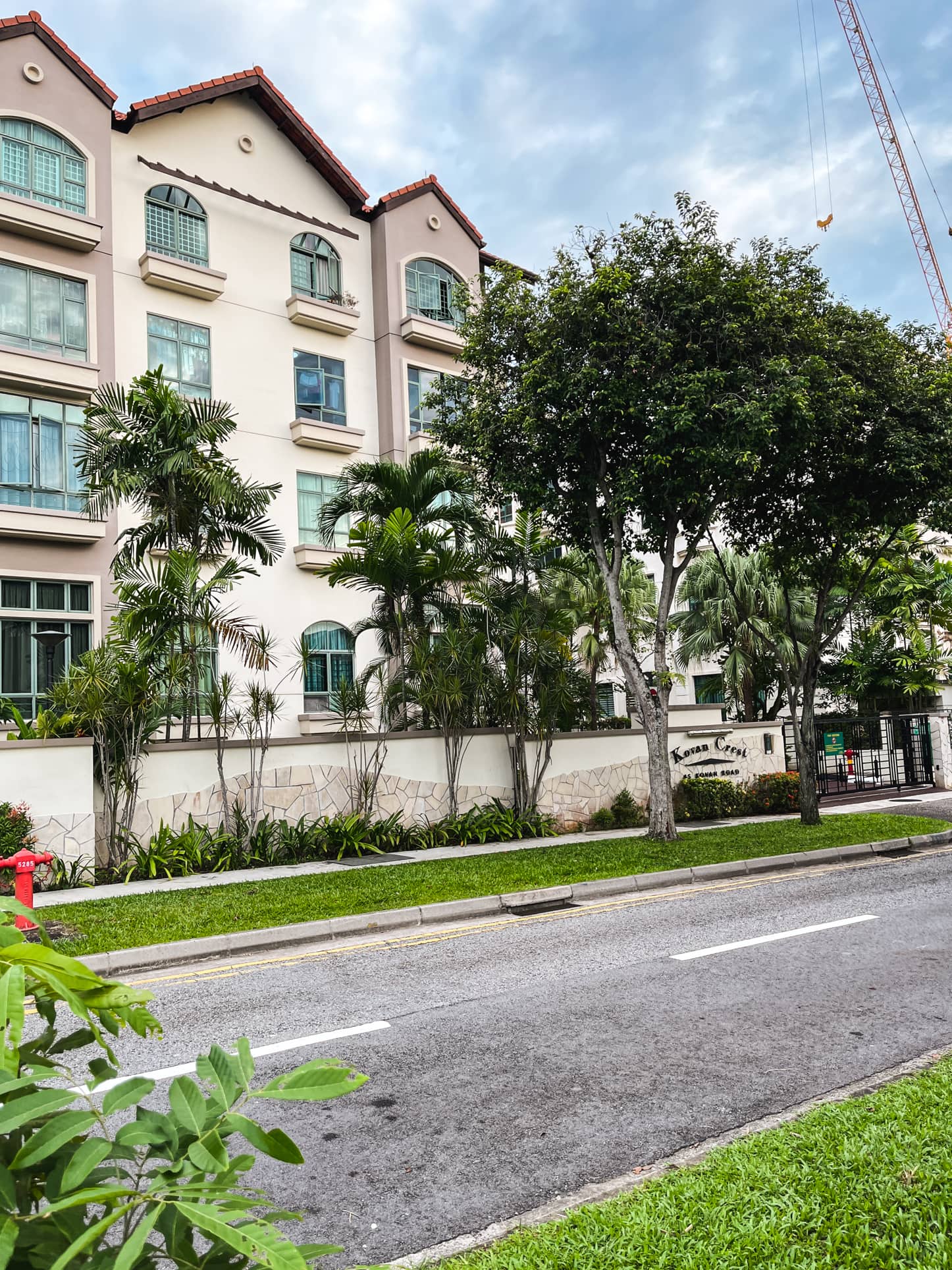 kovan landed estate boutique condo