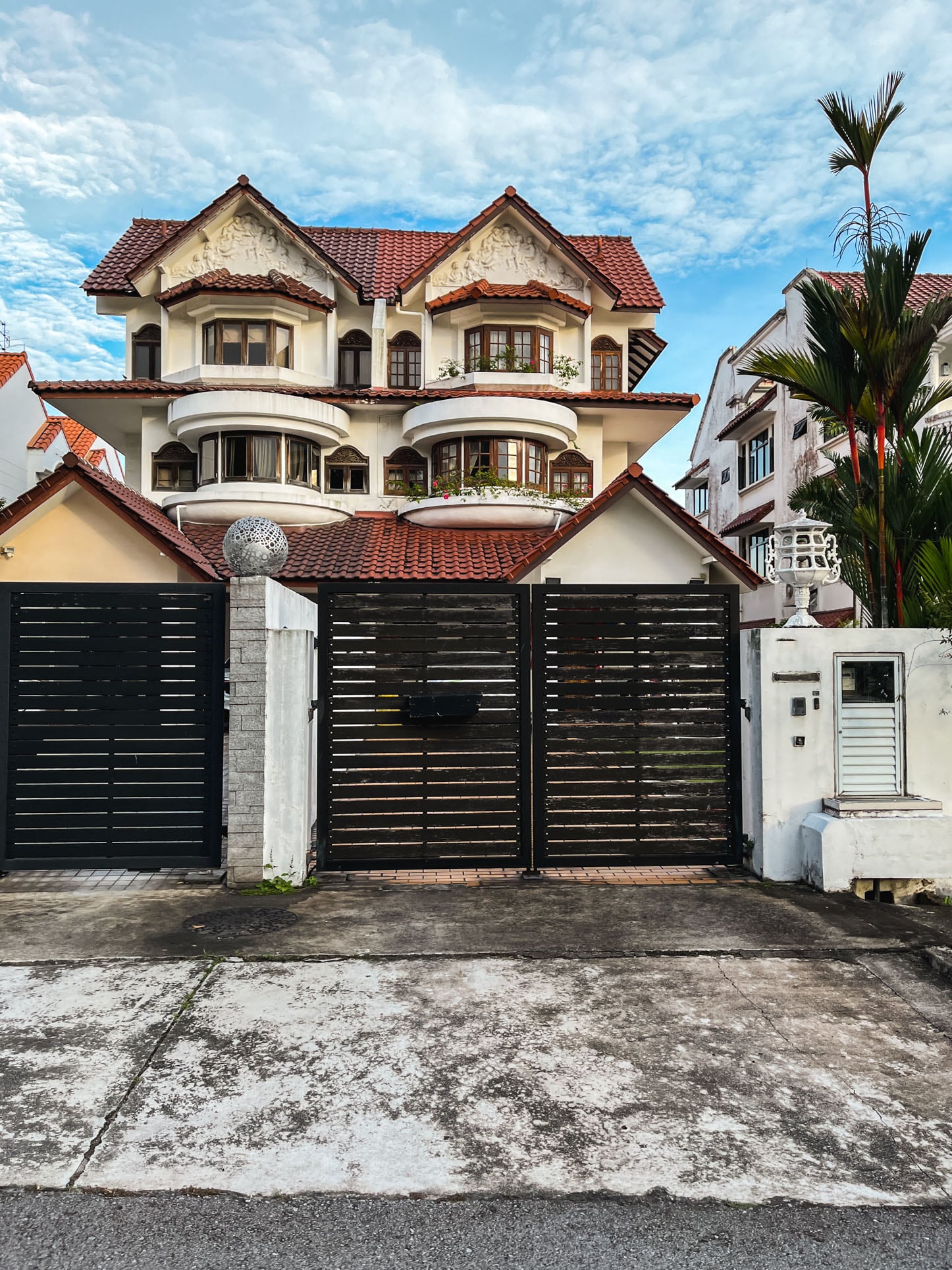 paya lebar landed estate cottage