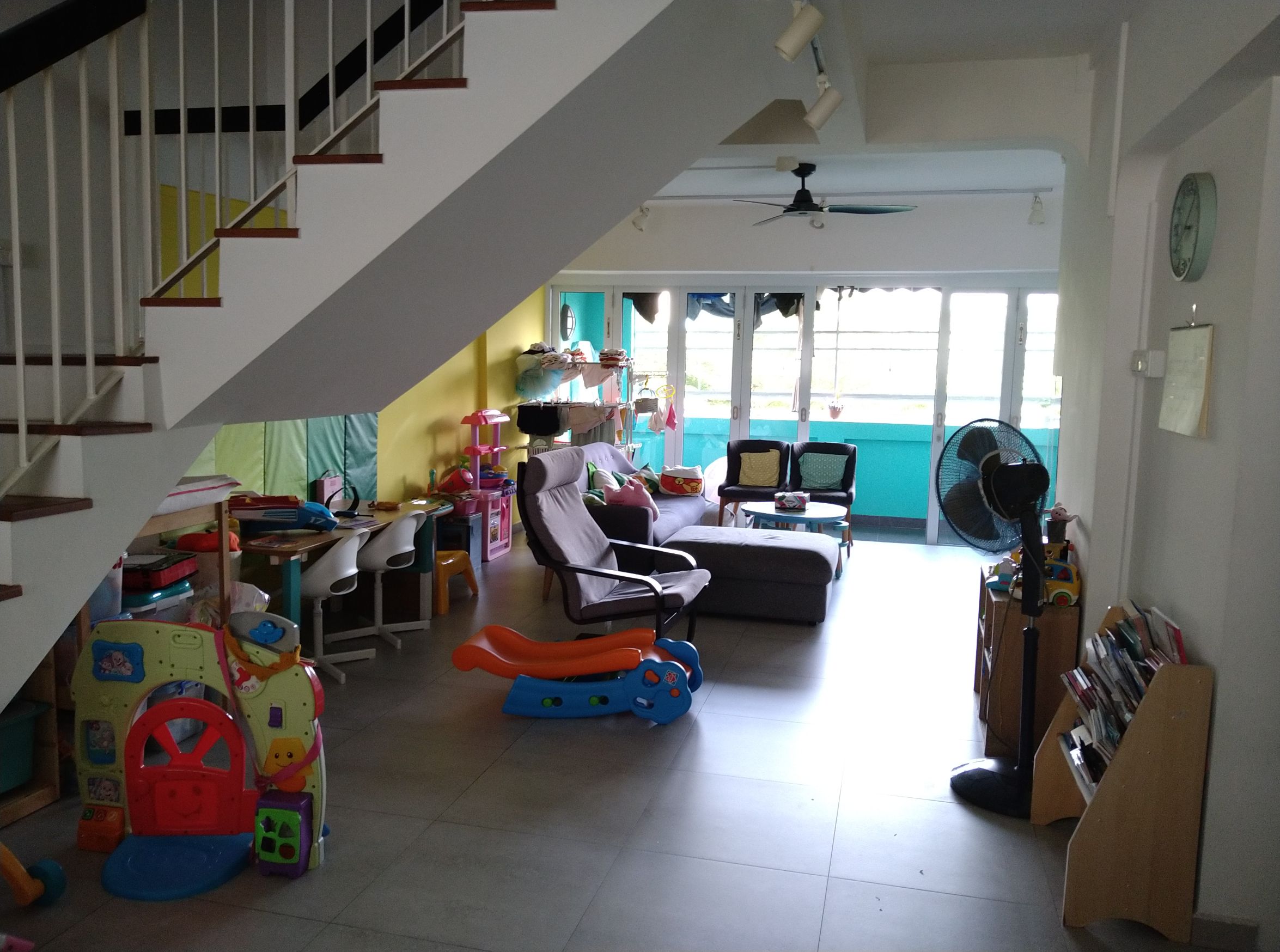 We Moved To A 38-Year-Old Executive Maisonette: Here’s What It’s Like To Stay In An Old EM In Jurong West