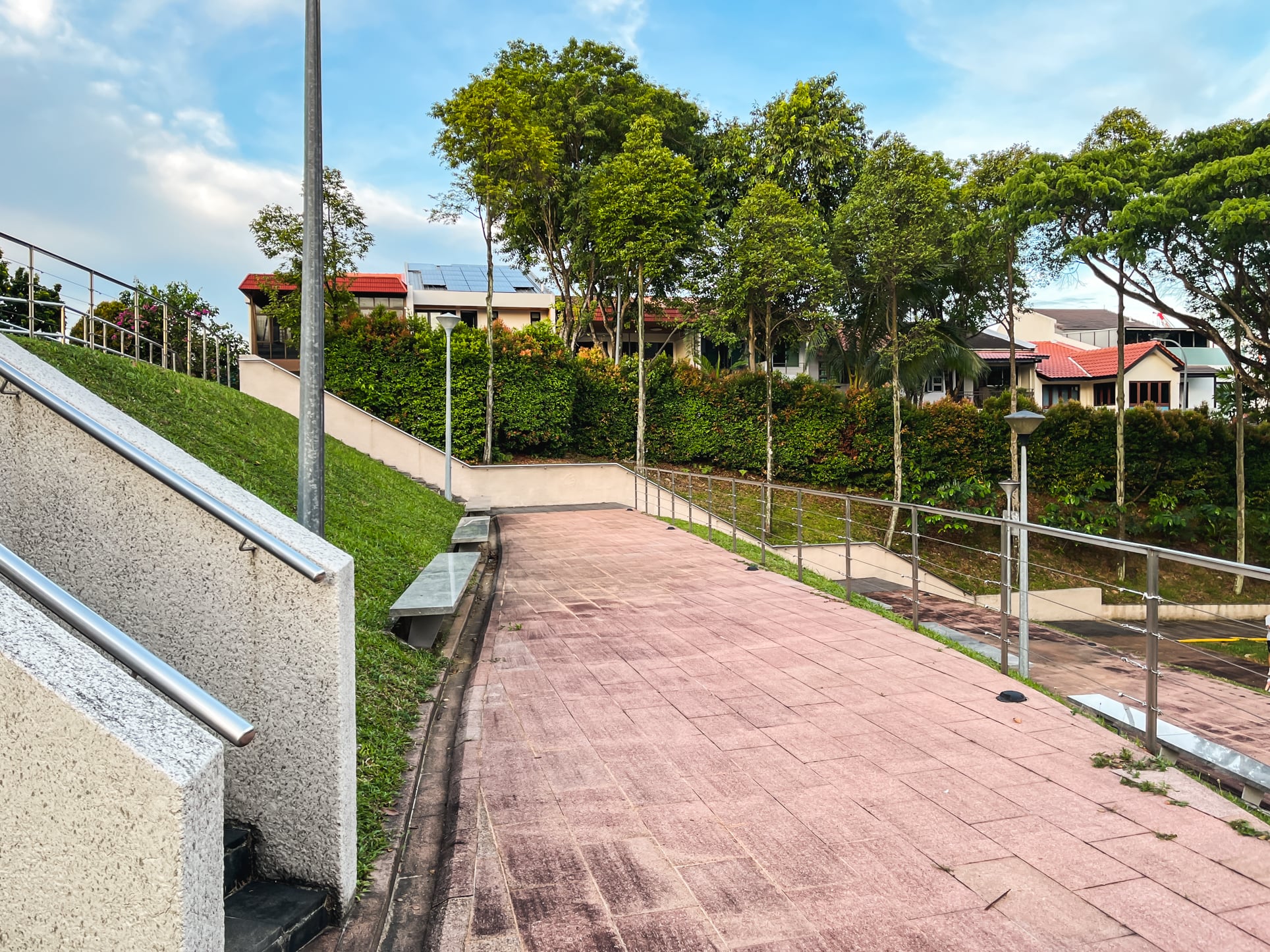 tai keng estate bench