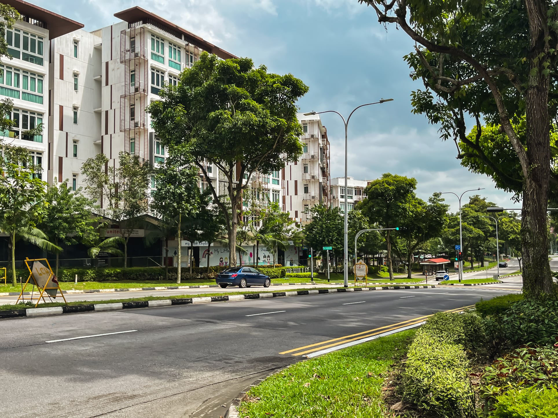 jurong park estate hillford