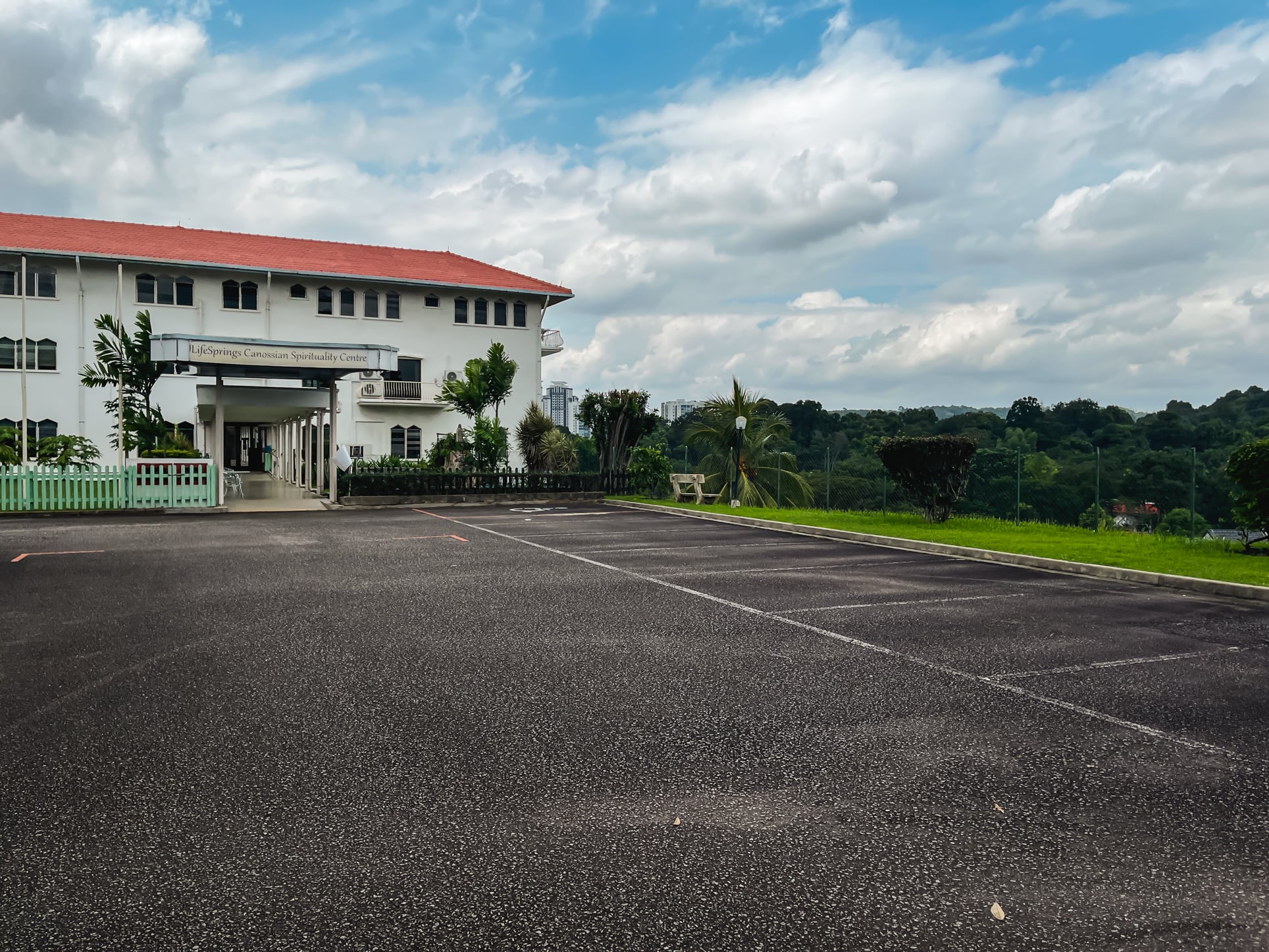 jurong park estate centre