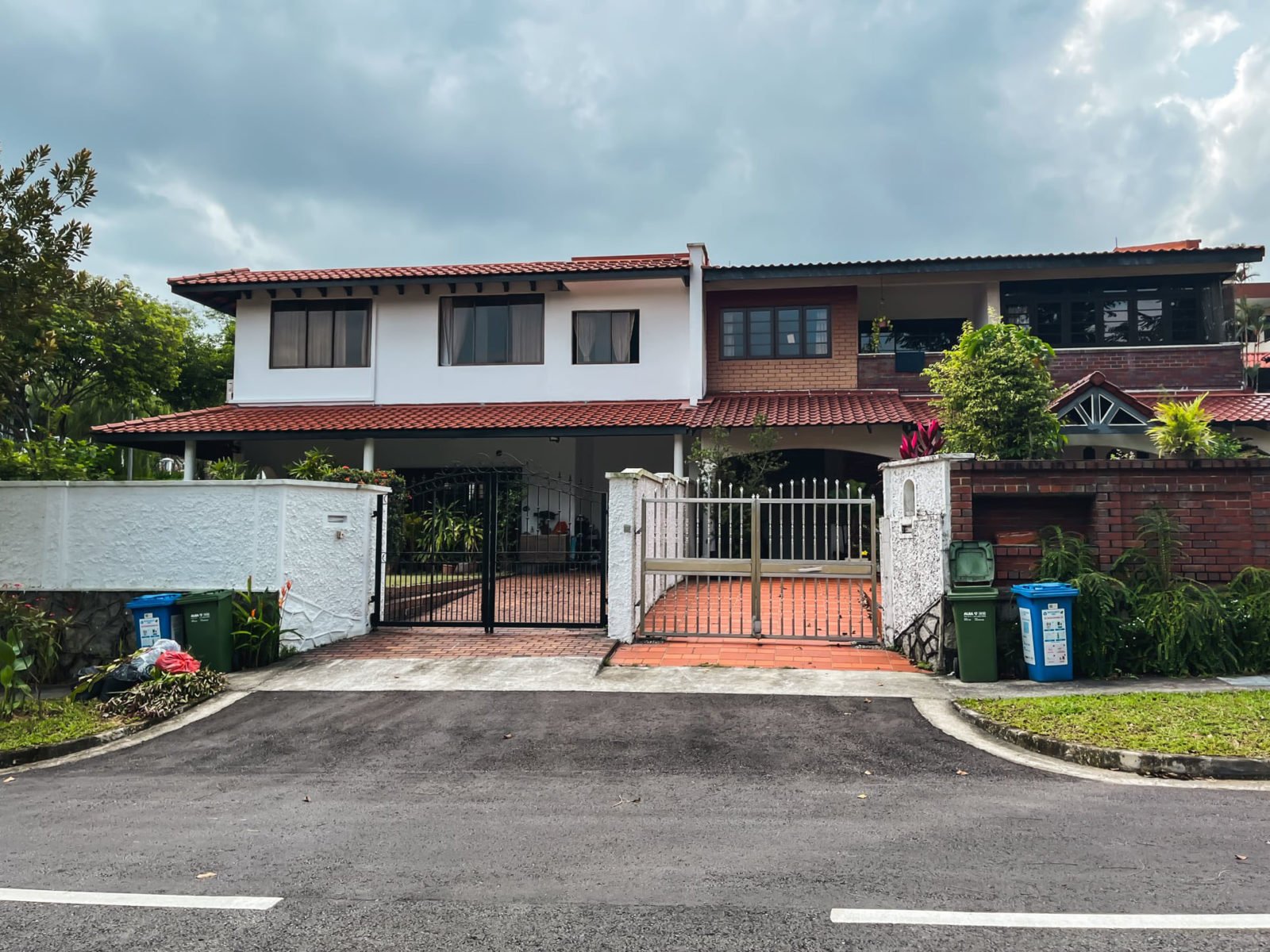 STACKED HOMES Touring Jurong Park Landed Estate An Underrated