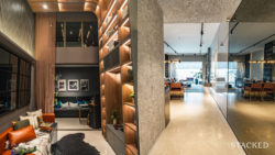 high ceiling and mirror