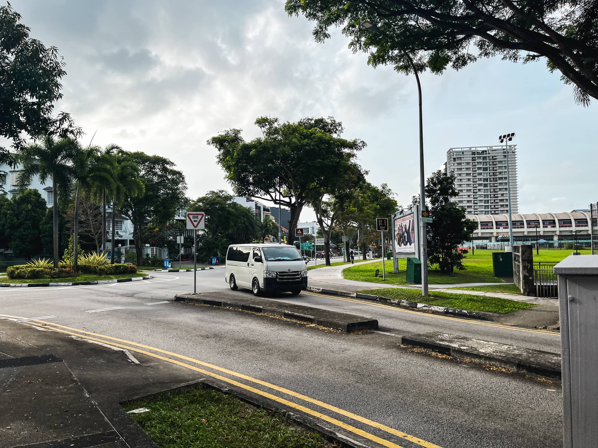 jalan kembangan landed mrt