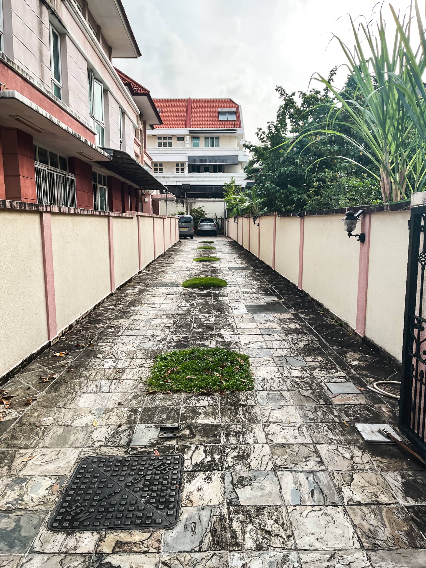 jalan kembangan landed driveway