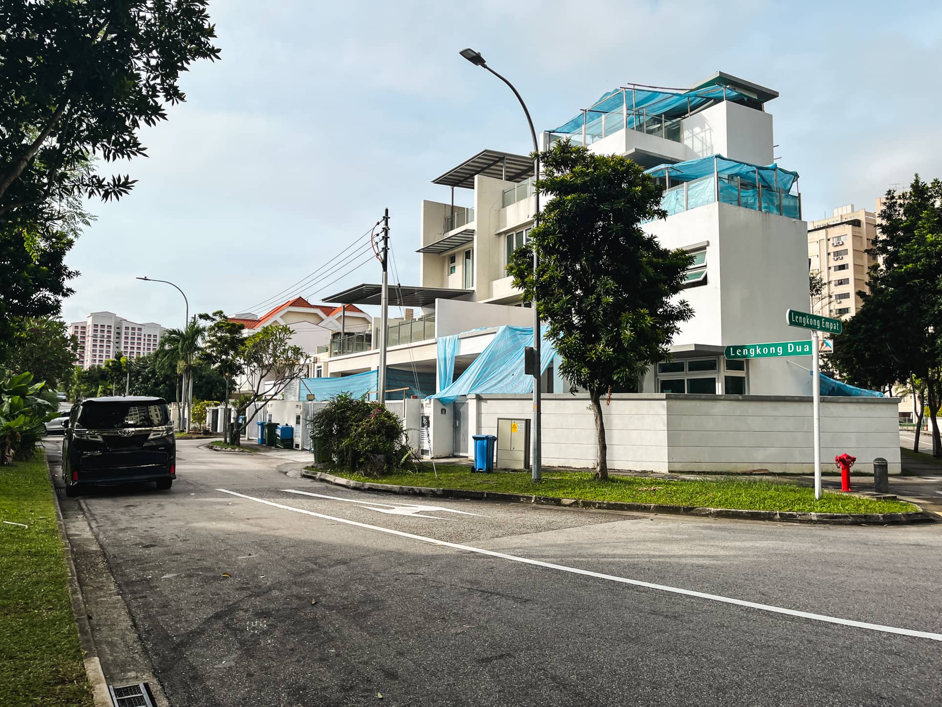 jalan kembangan landed lengkong dua