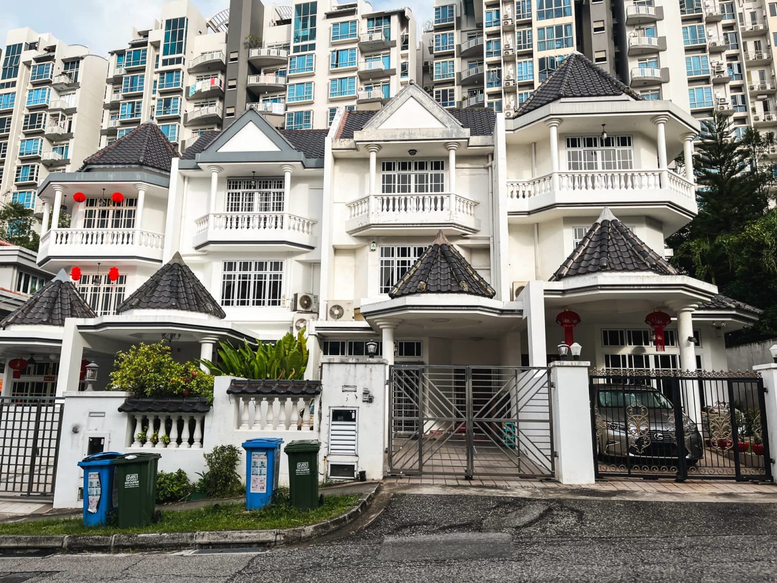 STACKED HOMES Touring Jalan Kembangan Freehold Landed Homes Near