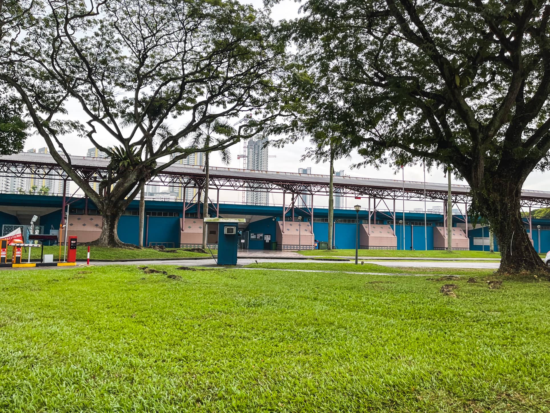 jalan mas kuning stadium 1