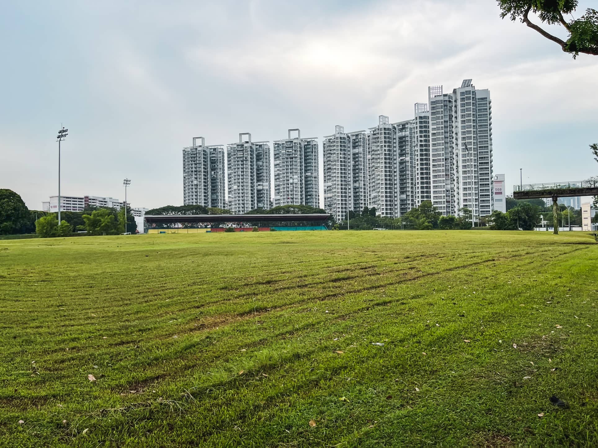 jalan mas kuning the parc