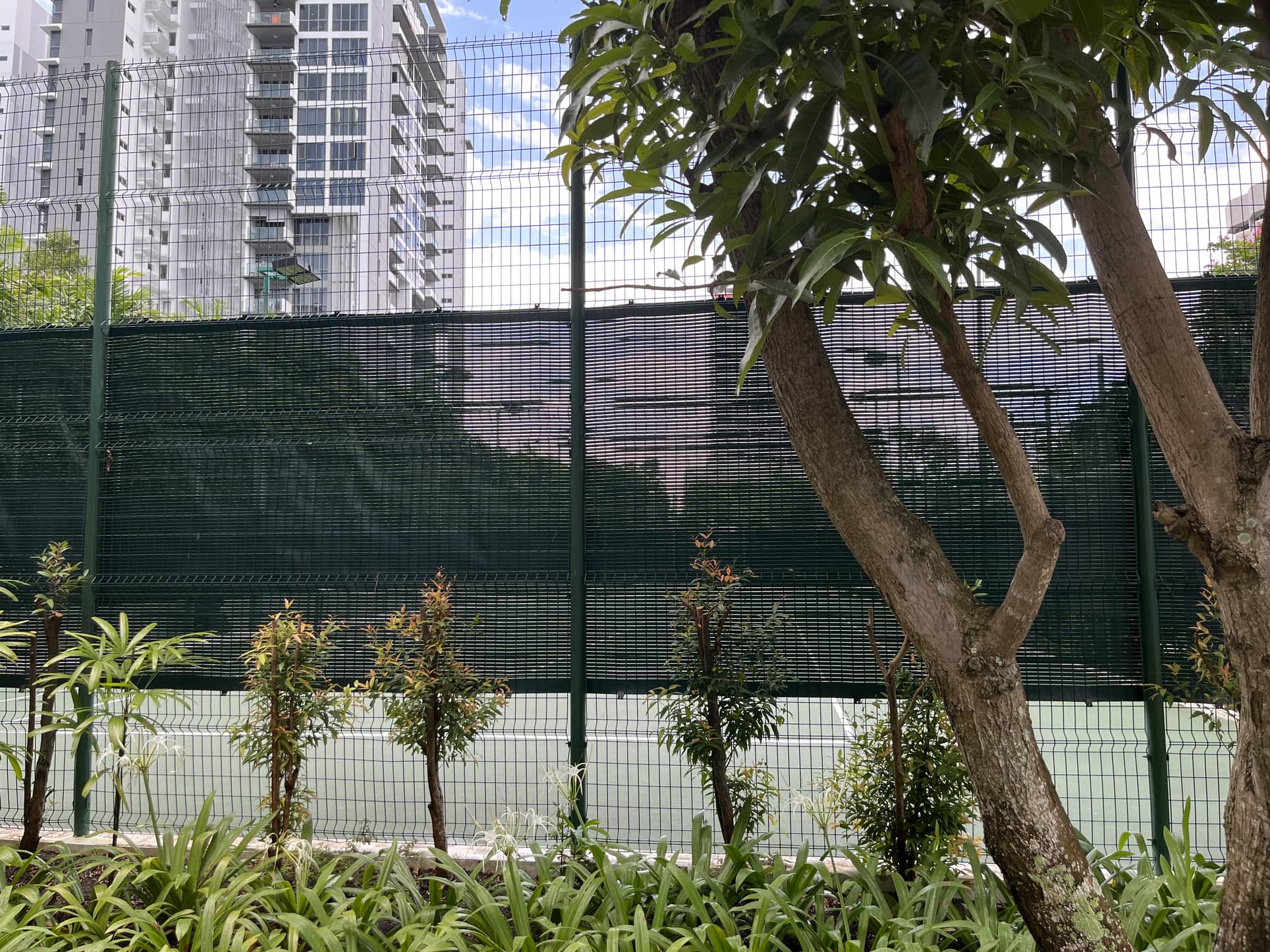 The Seaview Tennis Court 1