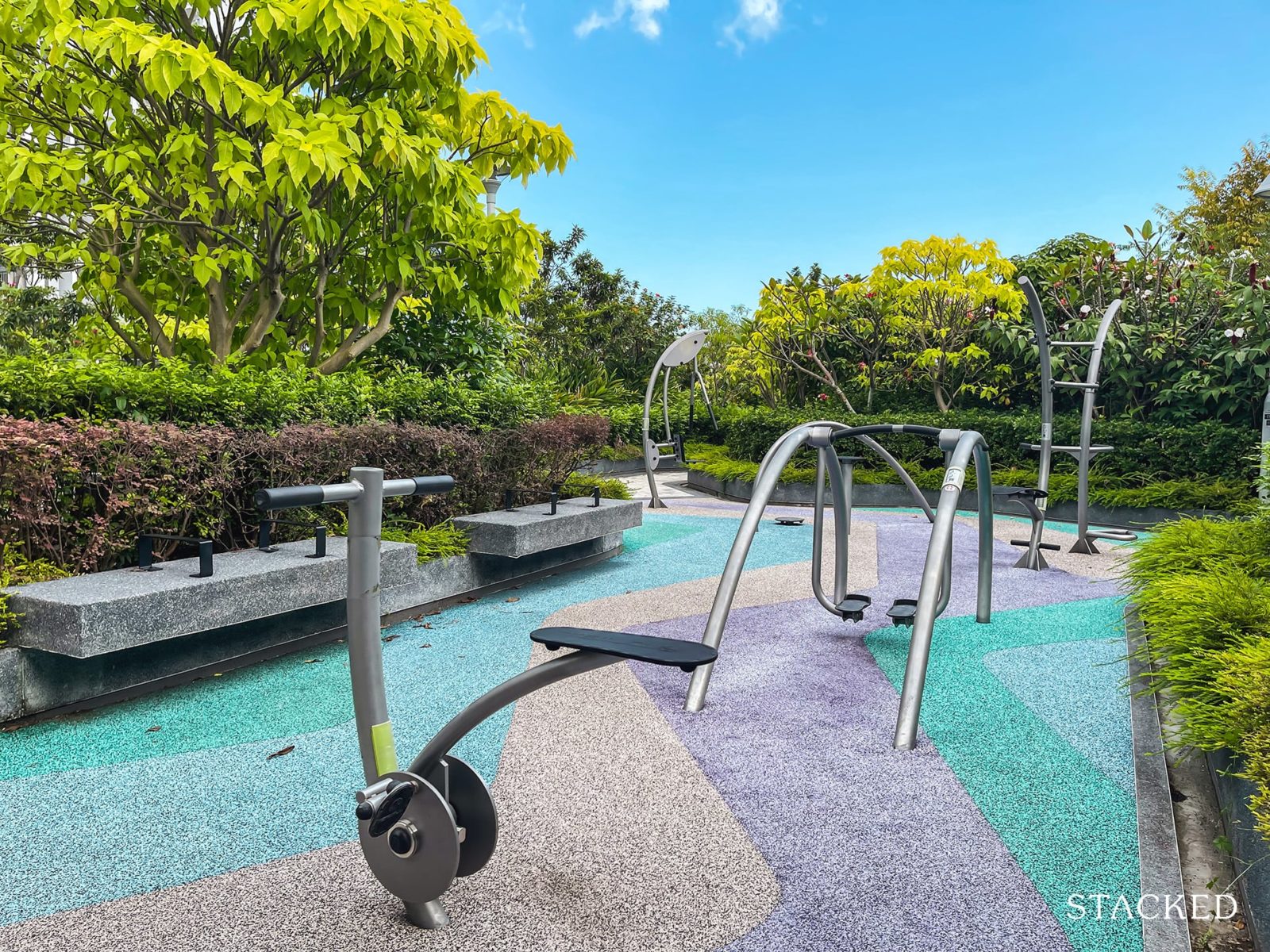 Bedok South Horizon 18 fitness corner