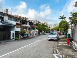 li hwan landed estate parking