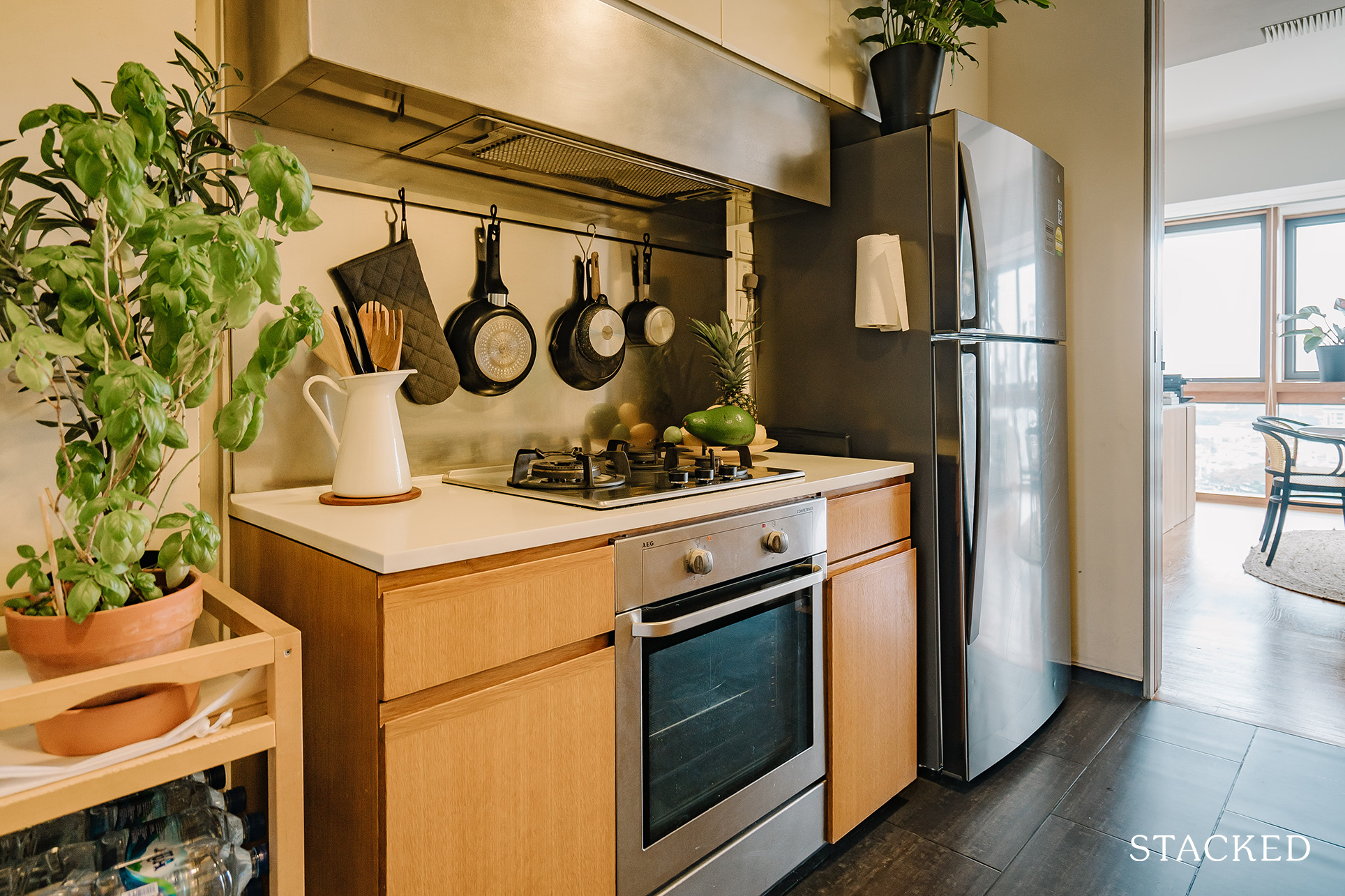 rental condo kitchen