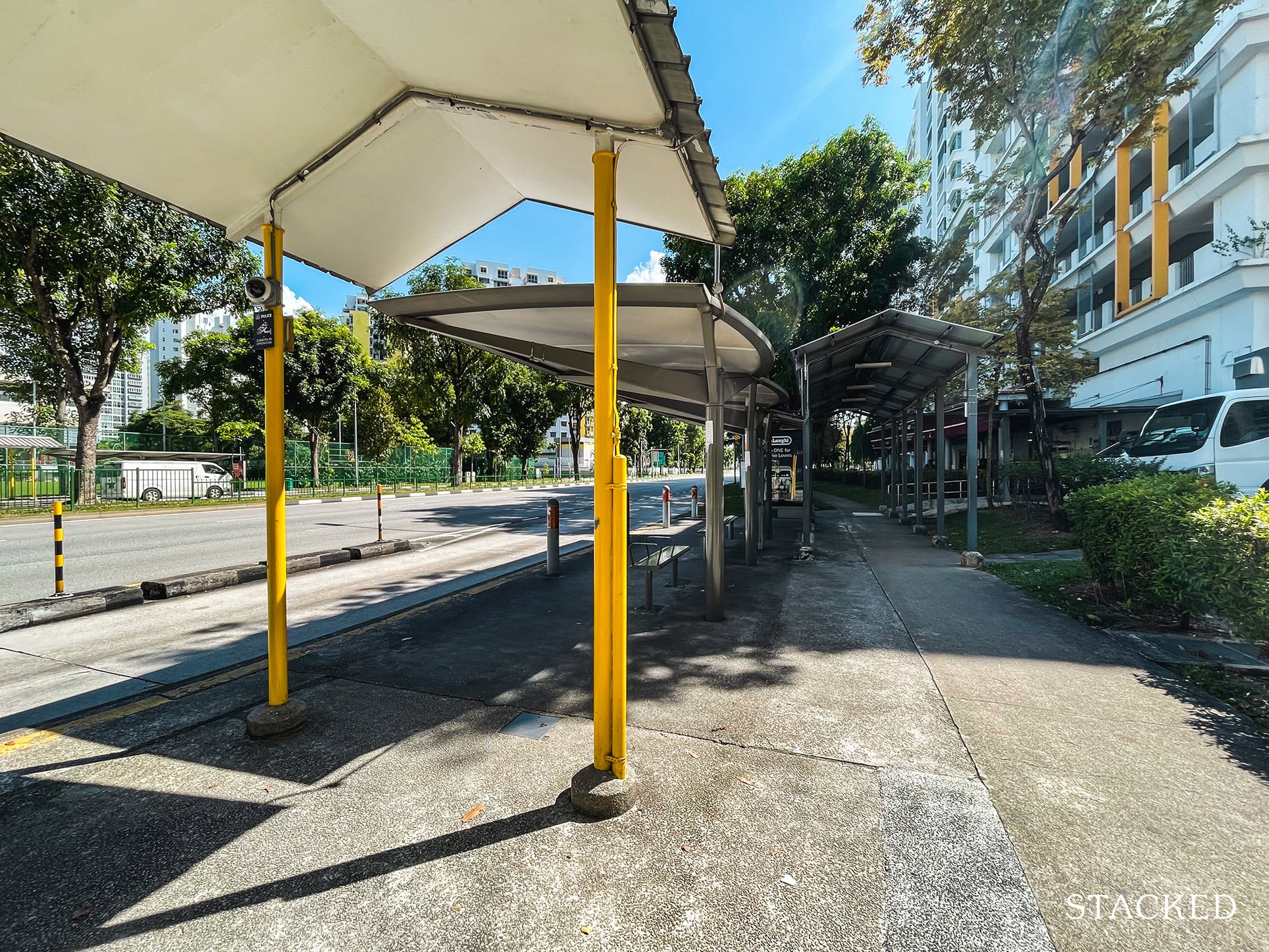 Parkland Residences DBSS bus stop