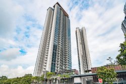 Twin VEW Condo