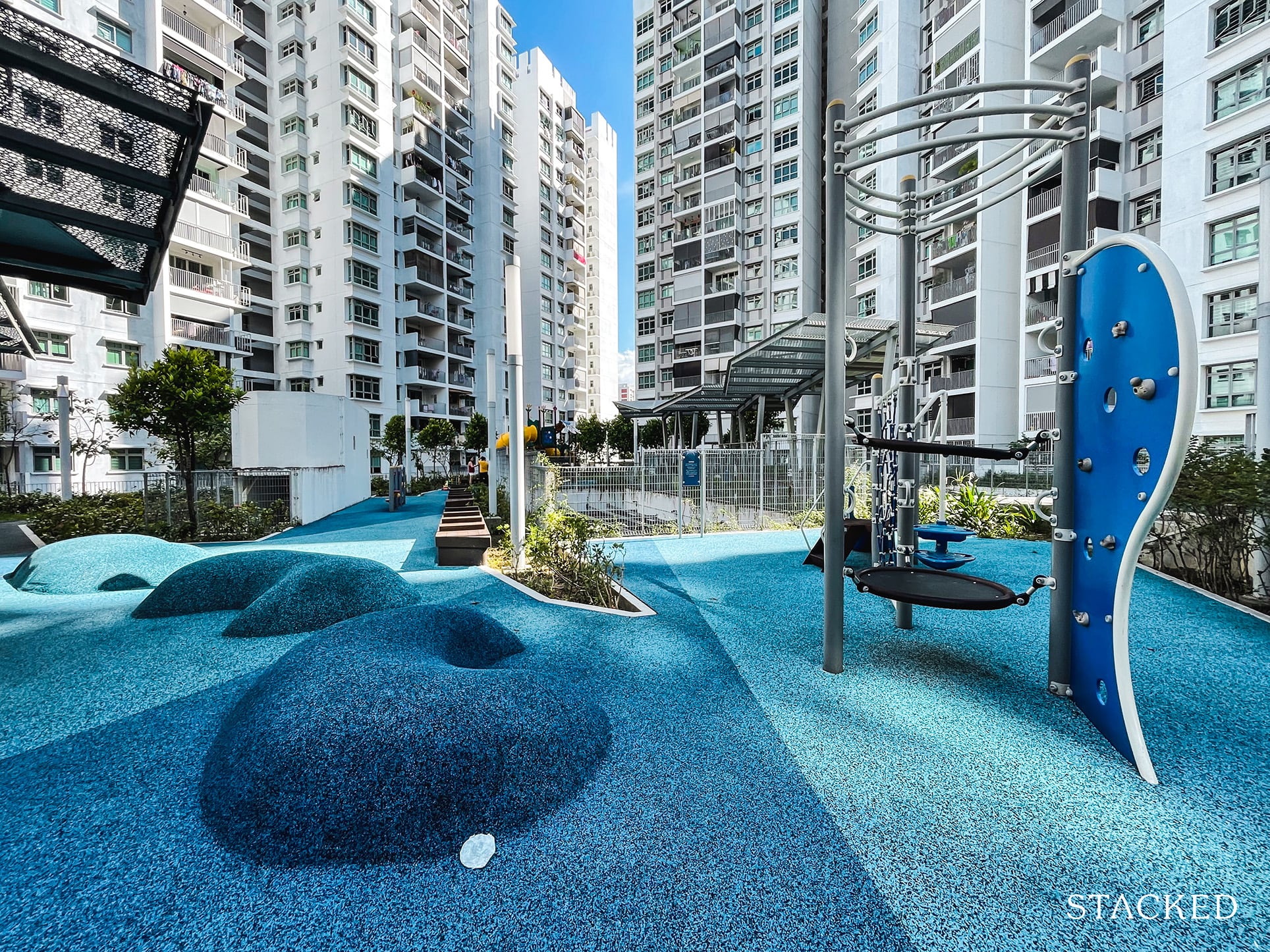 Parkland Residences DBSS playground