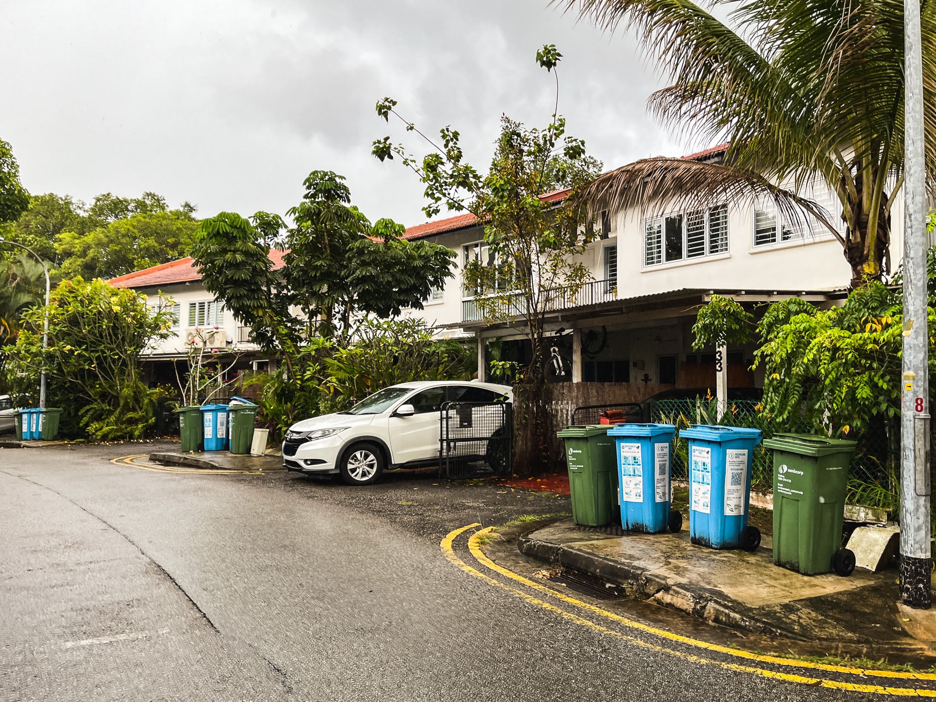 chip bee gardens parking