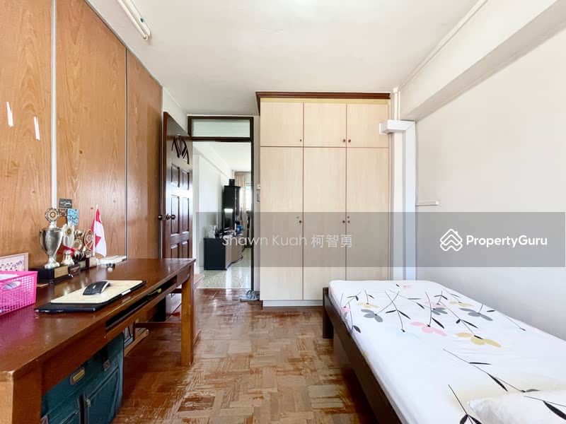 168A Queensway 4