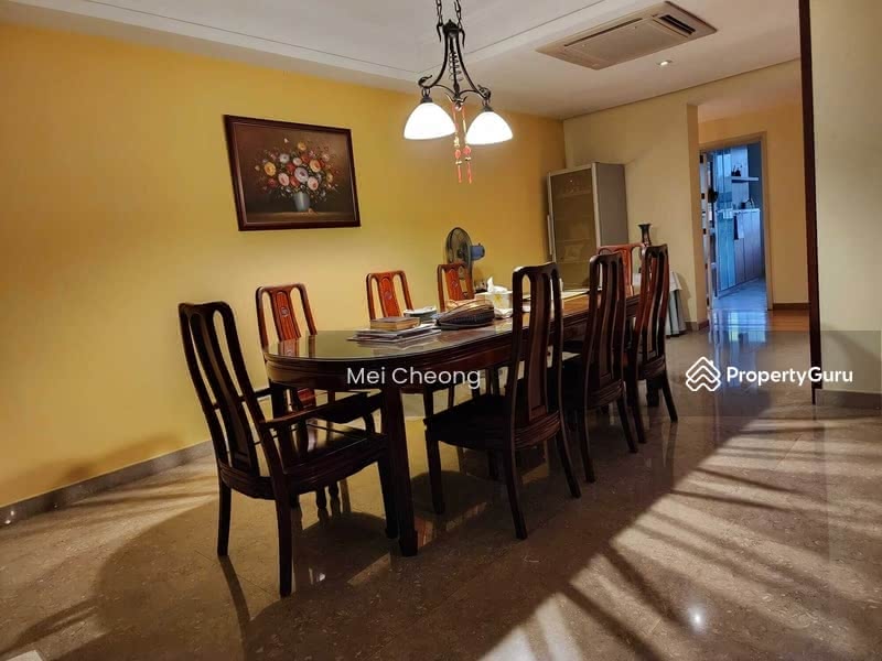 Sutton Place Tanglin Holland Bukit Timah Singapore dining