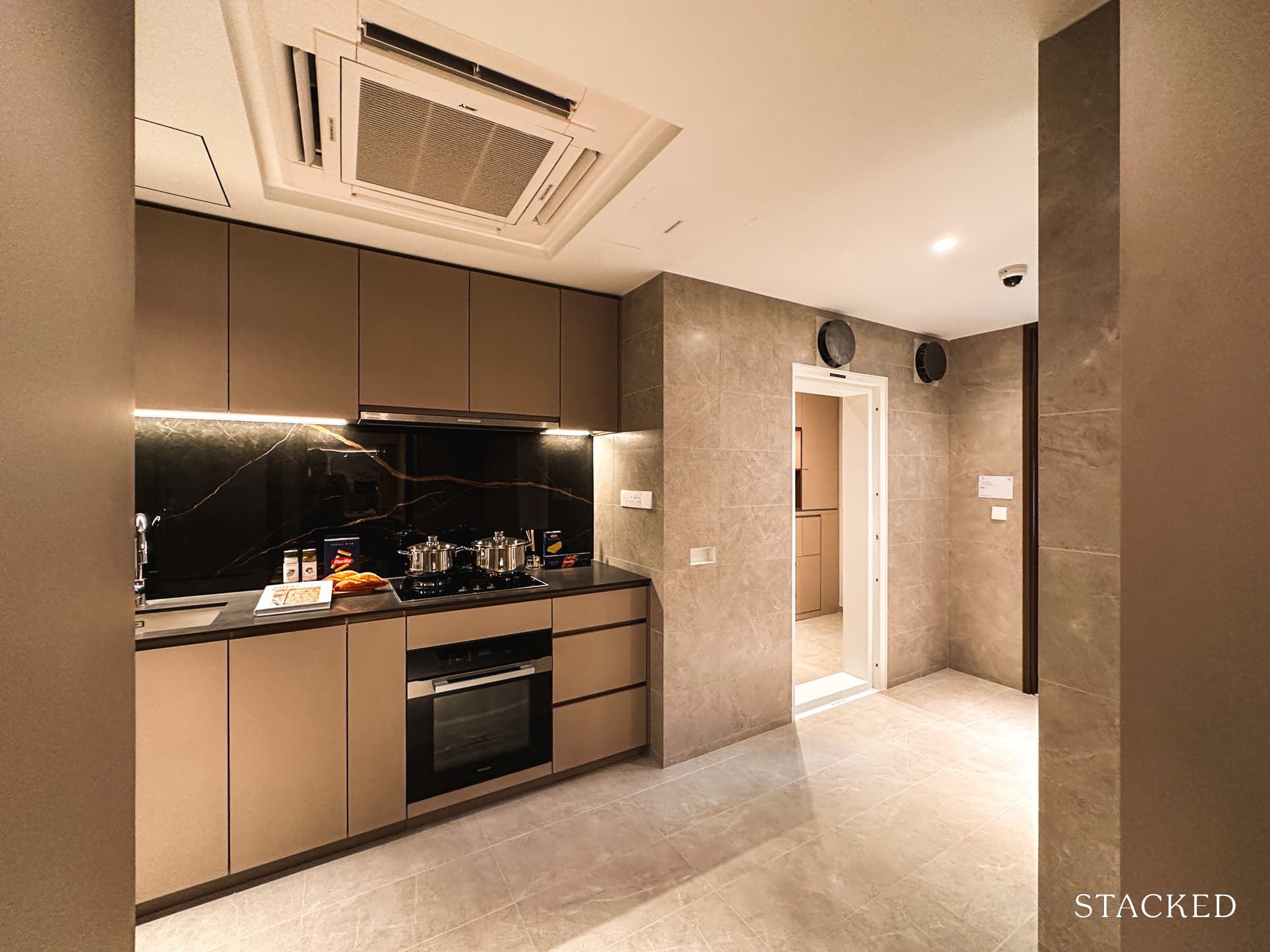 grand dunman 5 bedroom wet kitchen