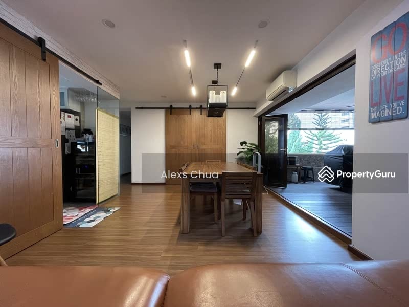 Pine Grove Clementi Park Upper Bukit Timah Singapore 3