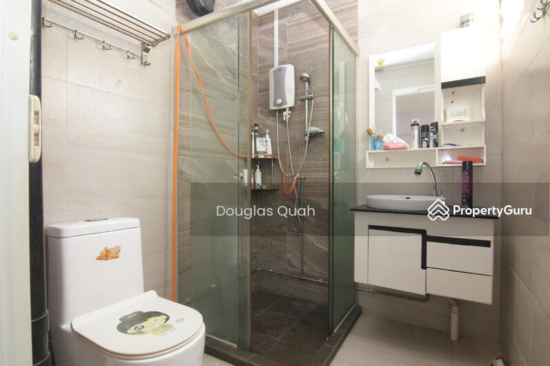 229 Yishun Street 21 Sembawang Yishun Singapore 7