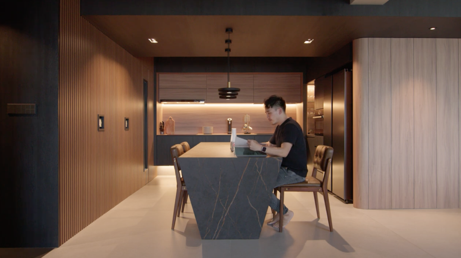 Inside a Calming transformation of a 5 room hdb 21