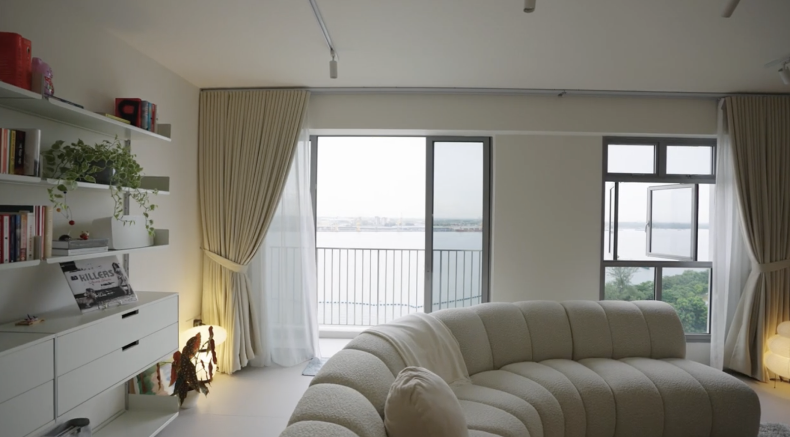 Inside A Peaceful Japanordic Home With Beautiful Coastal Views 10