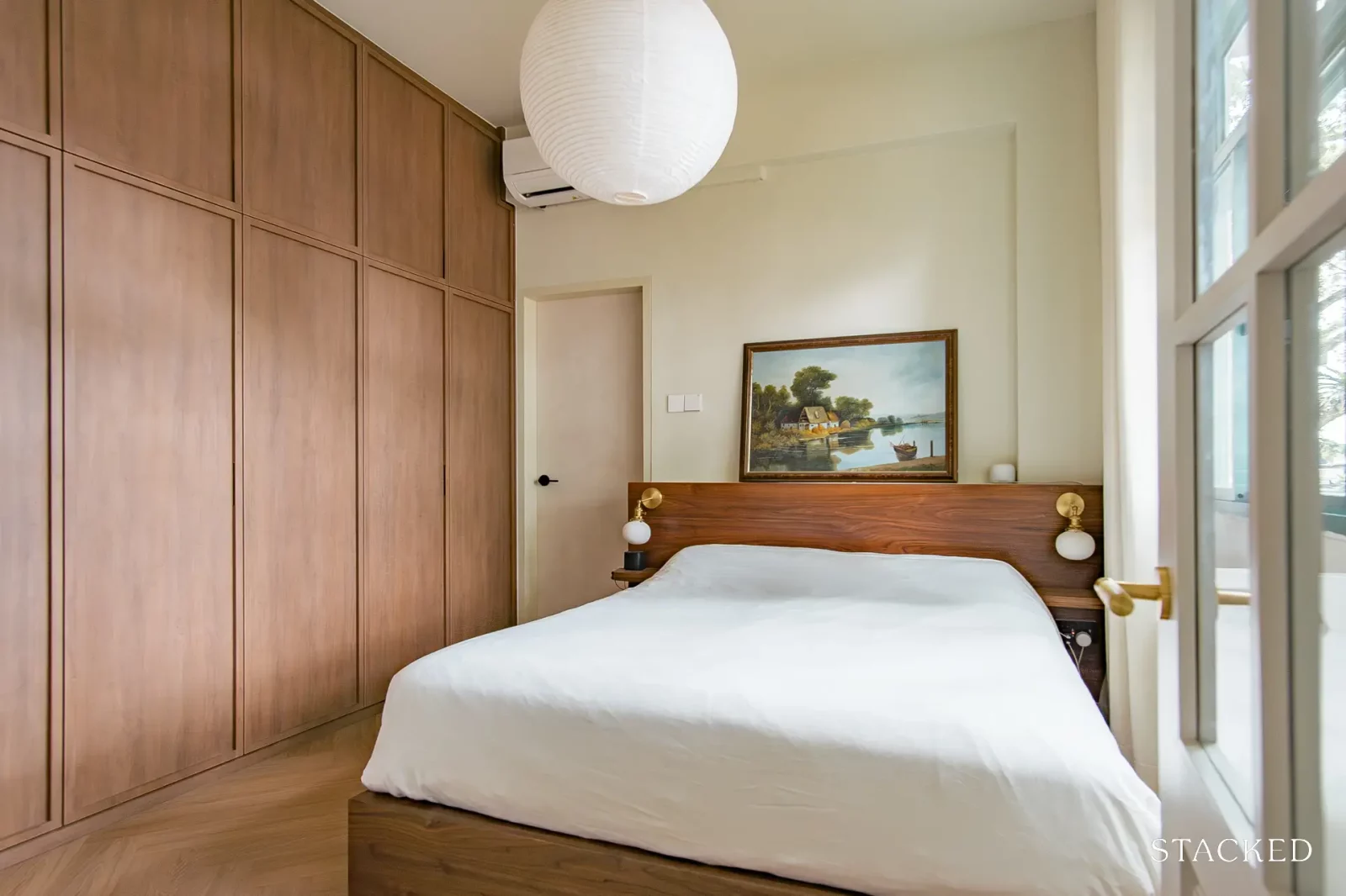 Changi Green Mid Century Modern Interior Bedroom 3