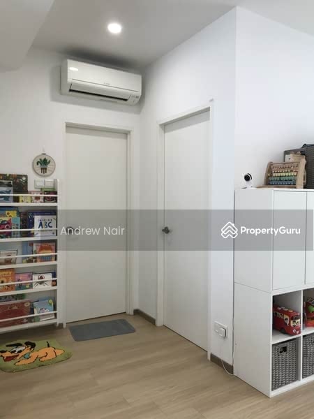 Sims Dorado Eunos Geylang Paya Lebar Singapore 7