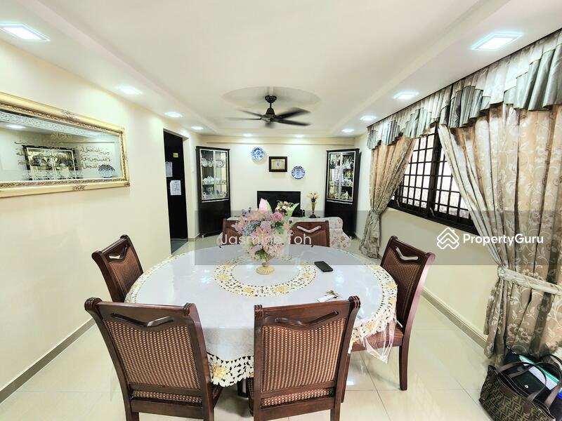 602 Yishun Street 61 Sembawang Yishun Singapore 4