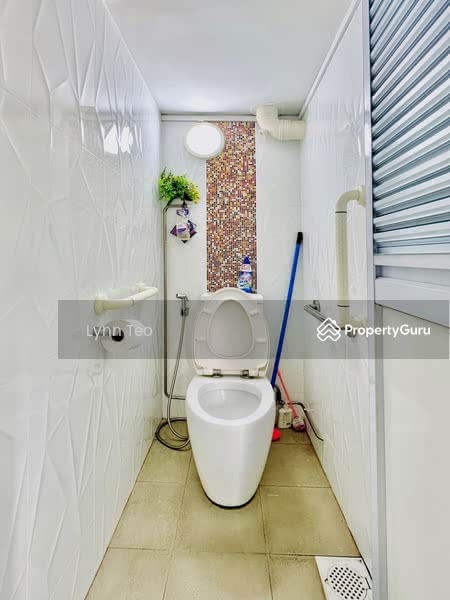 168A Queensway Alexandra Commonwealth Singapore 9
