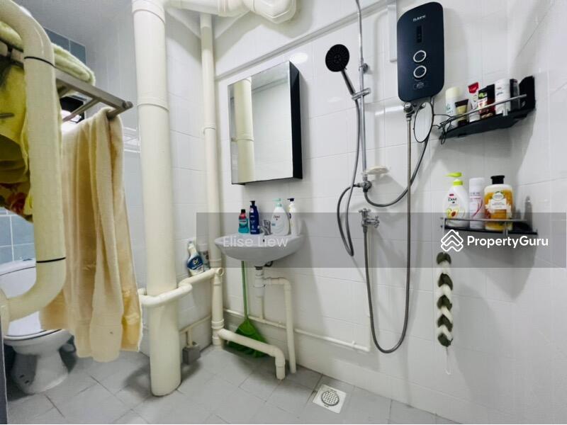 277 Yishun Street 22 Sembawang Yishun Singapore 5