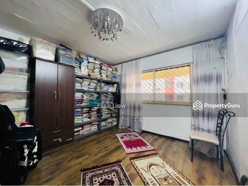 277 Yishun Street 22 Sembawang Yishun Singapore 6