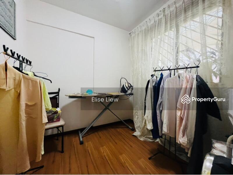 277 Yishun Street 22 Sembawang Yishun Singapore 9