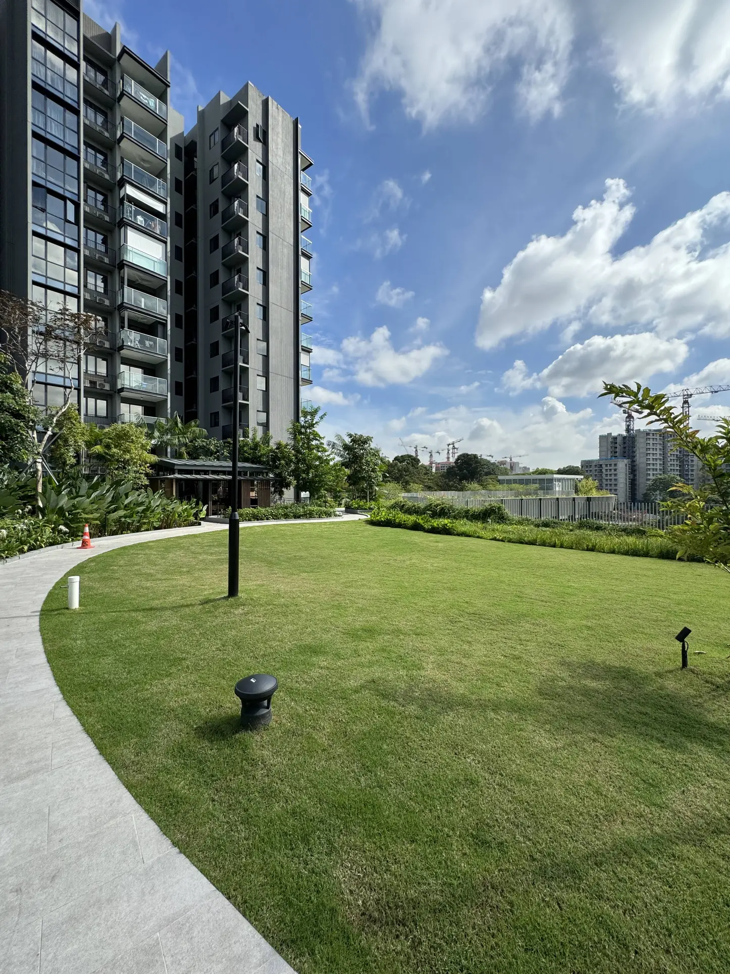 Woodleigh Residences 17
