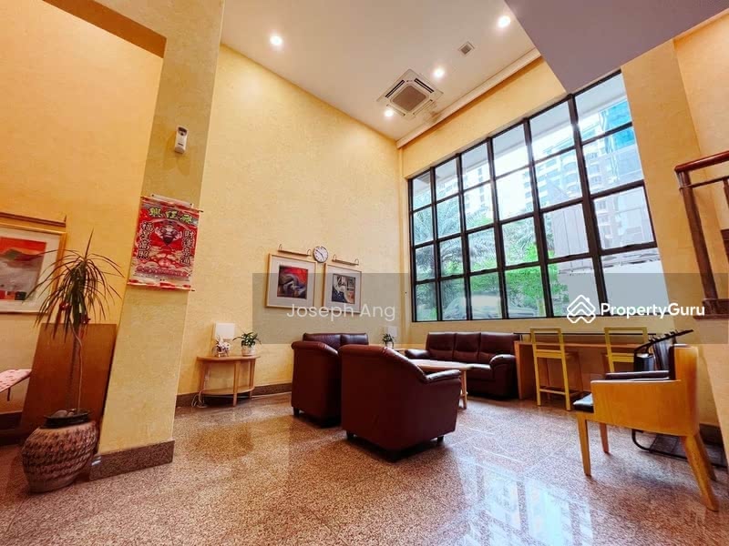 Regent Grove Dairy Farm Bukit Panjang Choa Chu Kang Singapore 2