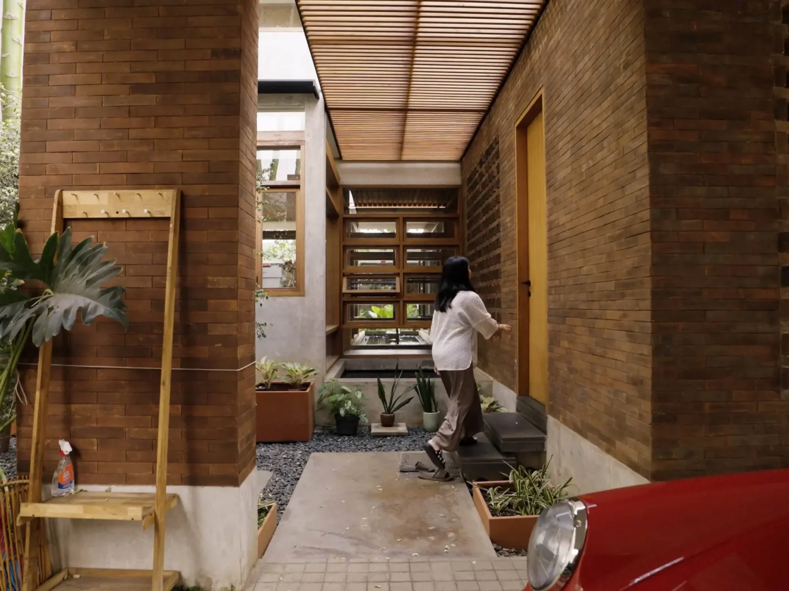 Inside An Architects Mid Century Modern Home Inspired By Frank Lloyd Wright Jakarta Indonesia 7