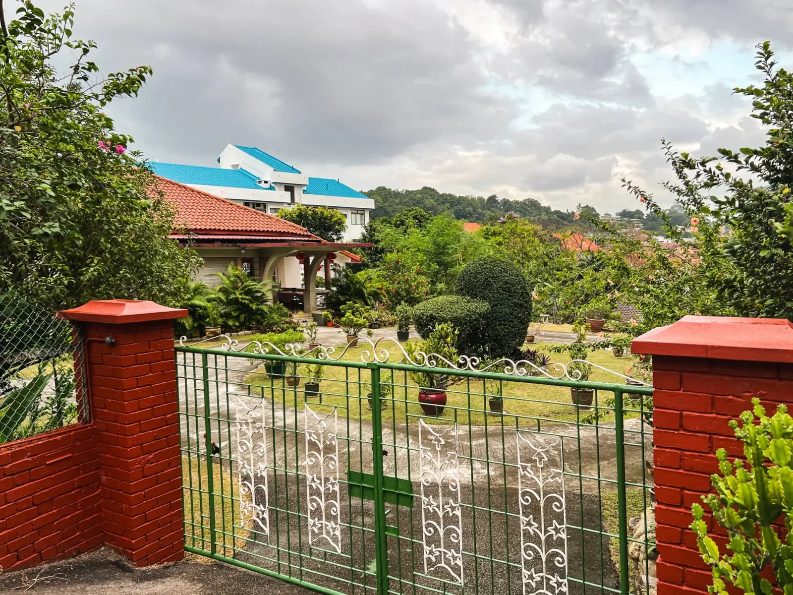 Touring Pasir Panjang Hill: Affordable Freehold Landed Homes With Good Views From $3.88m